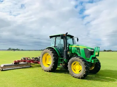 Healthy turf, clean harvests, and delivery-ready grass for better first impressions.