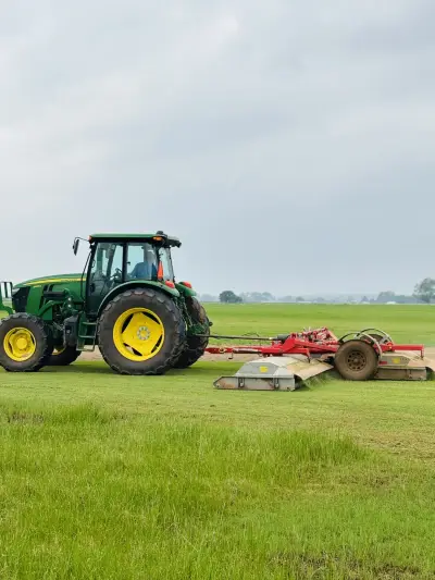 The field discipline behind reliable turf orders, stronger lawns, and repeat customers.